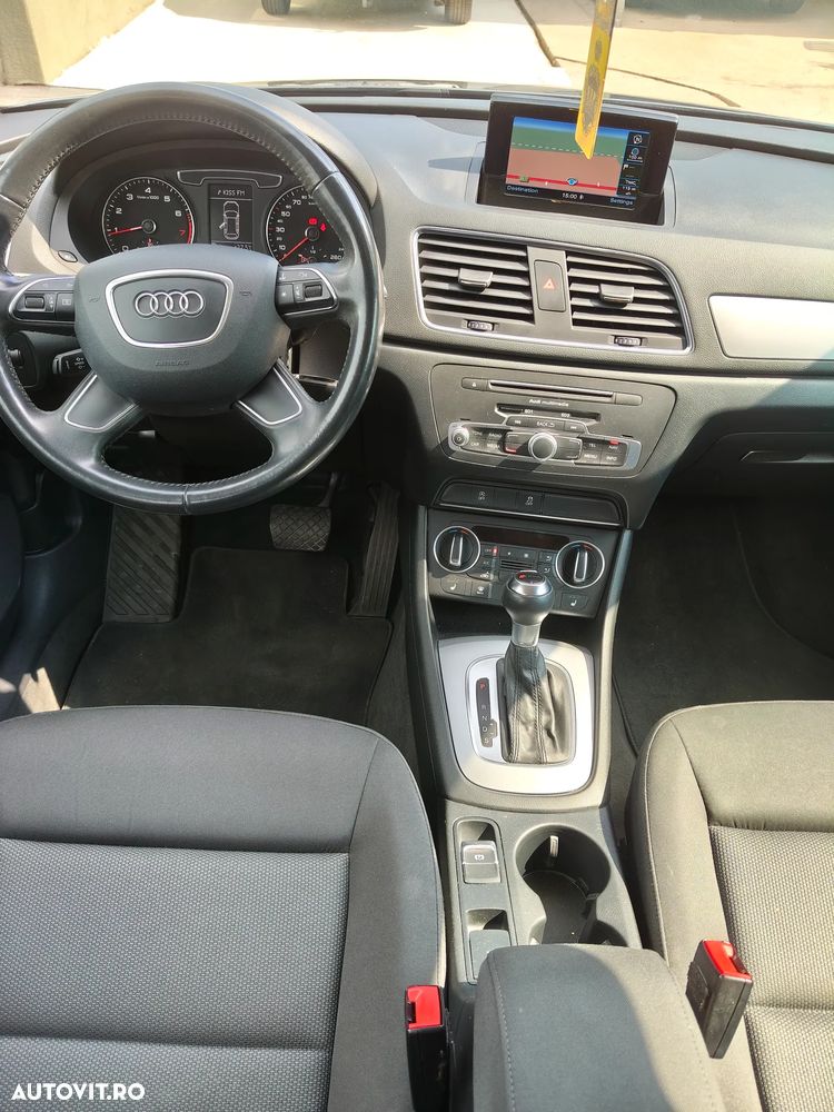 Audi Q3 - 6