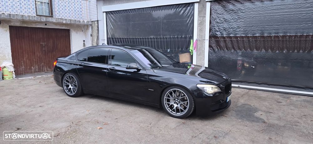 BMW 740 d Pack M - 1