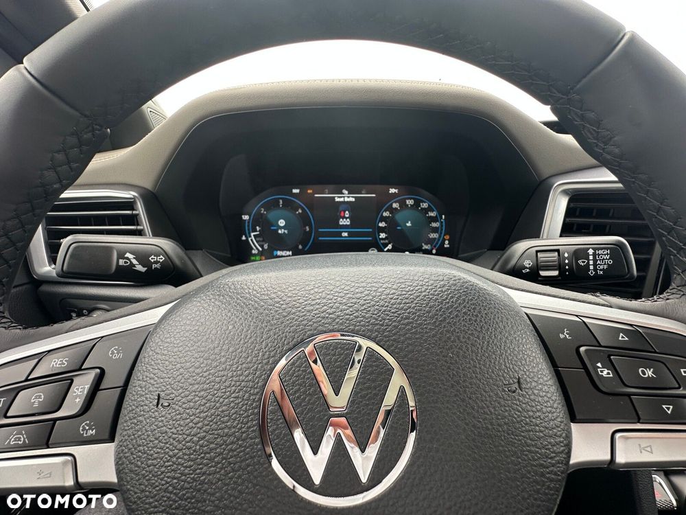 Volkswagen Amarok Aventura - 16