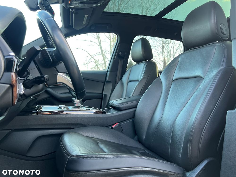 Audi Q7 - 11