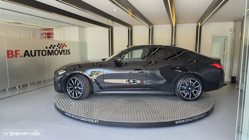 BMW i4 eDrive40 Pack Desportivo M - 13