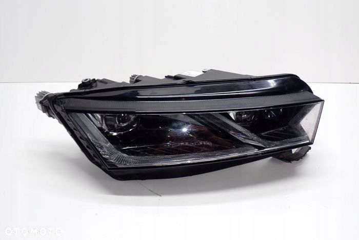 SKODA OCTAVIA IV CRYSTAL LIGHTING 19-23 reflektor prawy lampa 5E4941016B