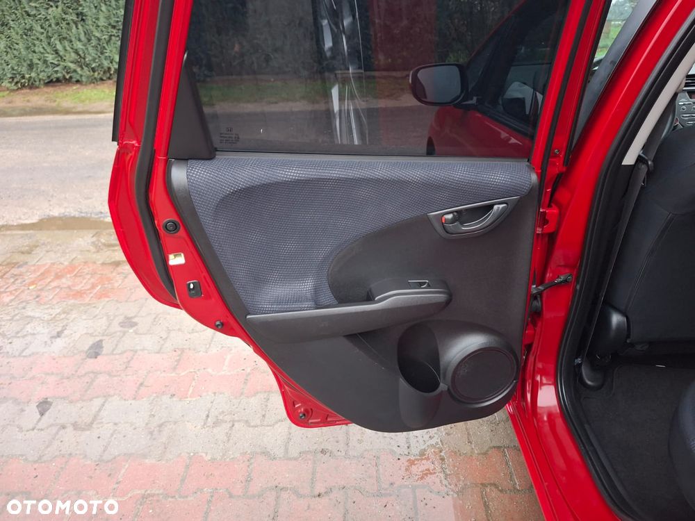 Honda Jazz ver-1-4-i--vtec-elegance - 27