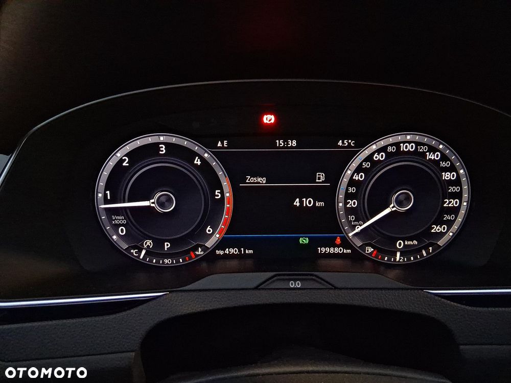 Volkswagen Passat - 17