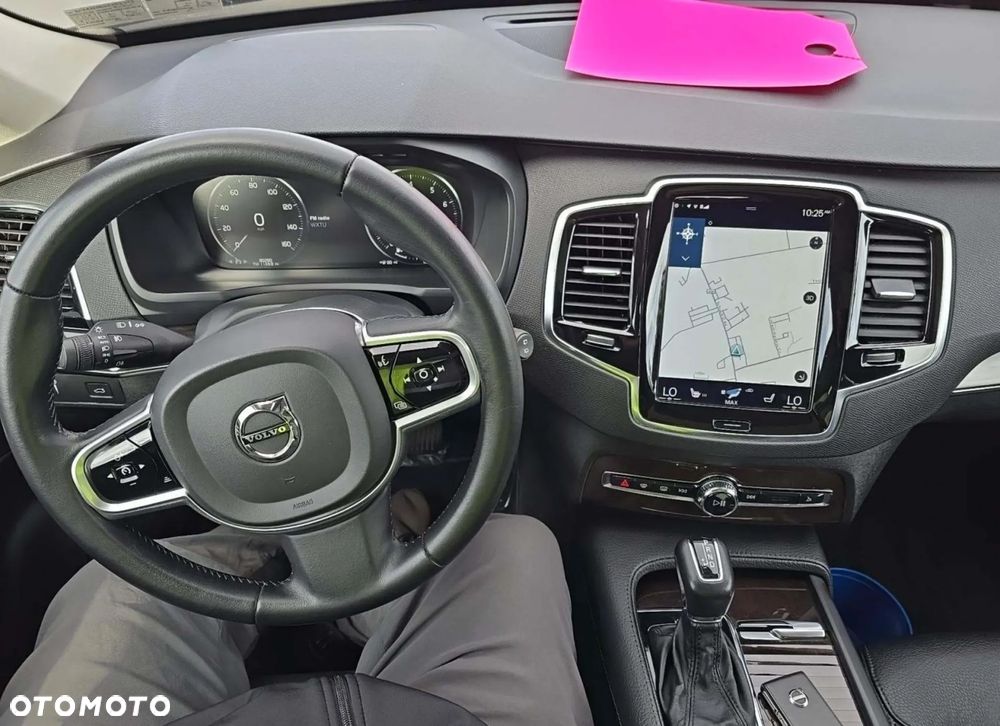Volvo XC 90 - 7