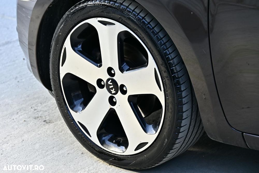 Kia Rio 1.4 Platinum Edition - 9