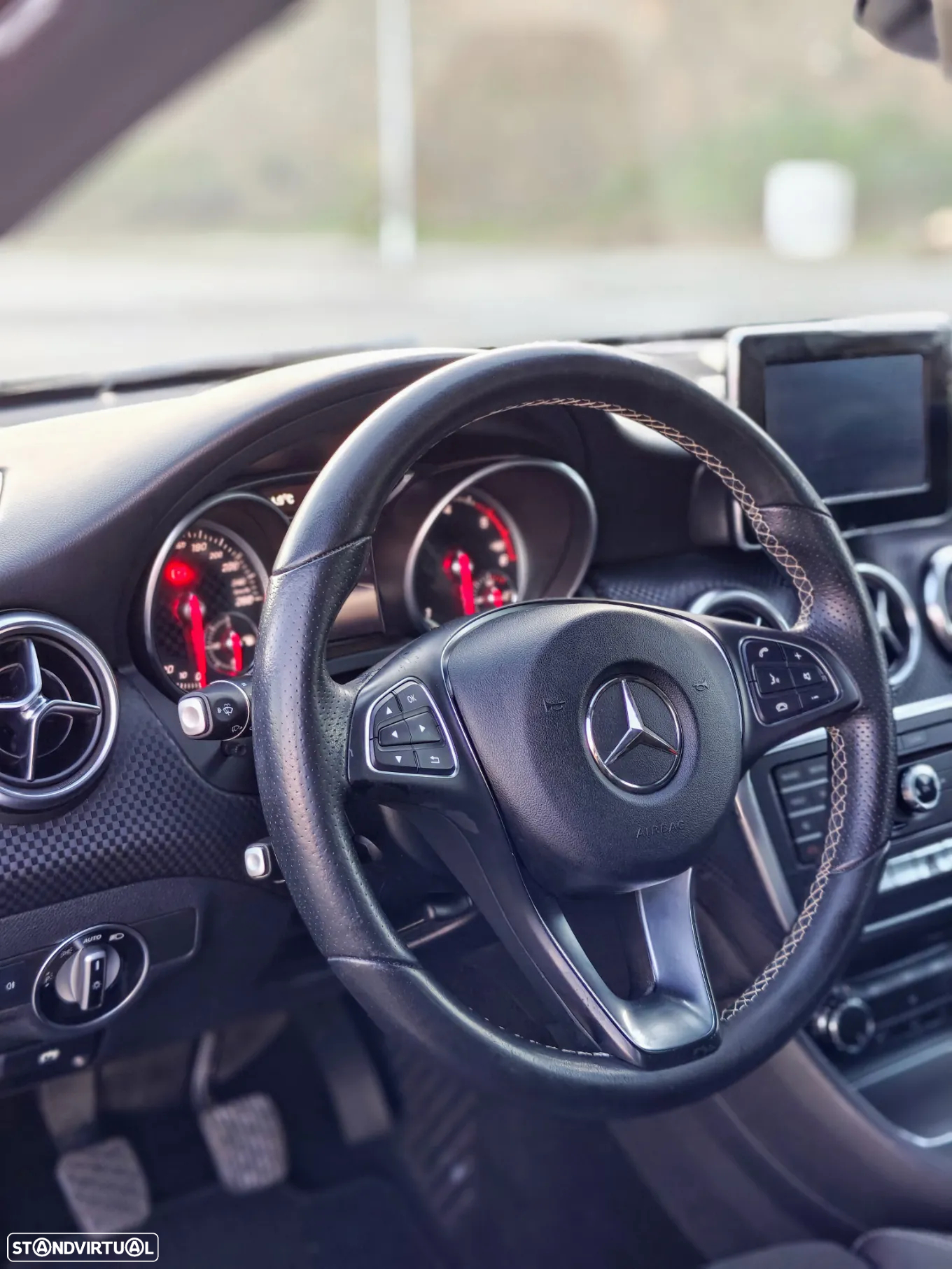 Mercedes-Benz A 180 CDI (BlueEFFICIENCY) Urban - 13