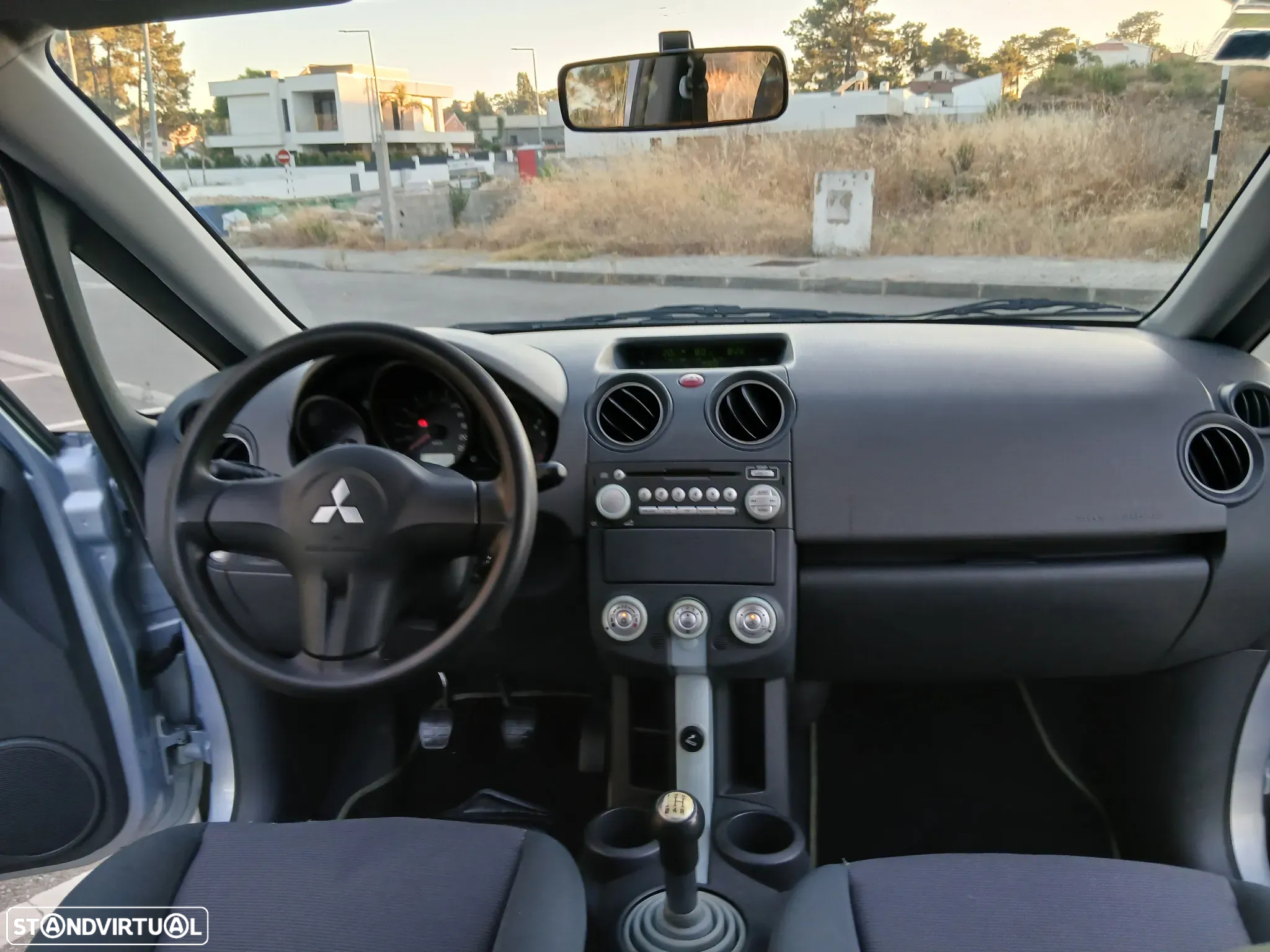 Mitsubishi Colt 1.1 Insport P. Segurança - 13