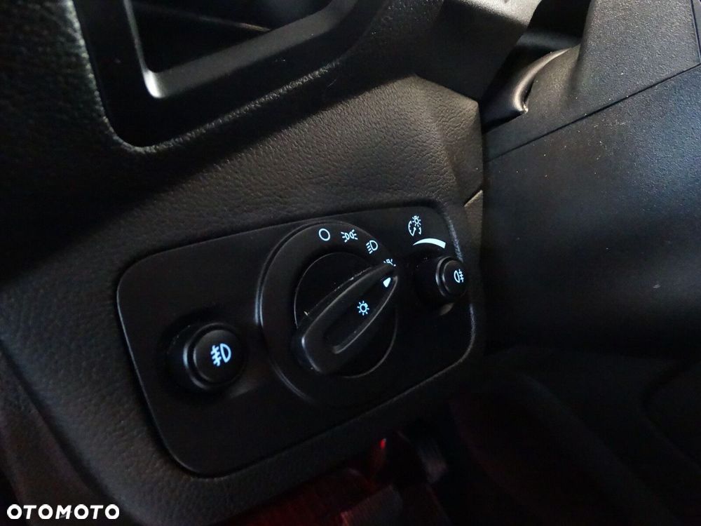 Ford Kuga - 19
