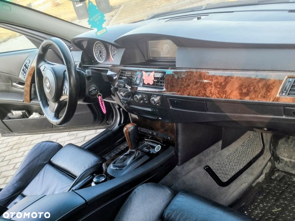 BMW Seria 5 - 8