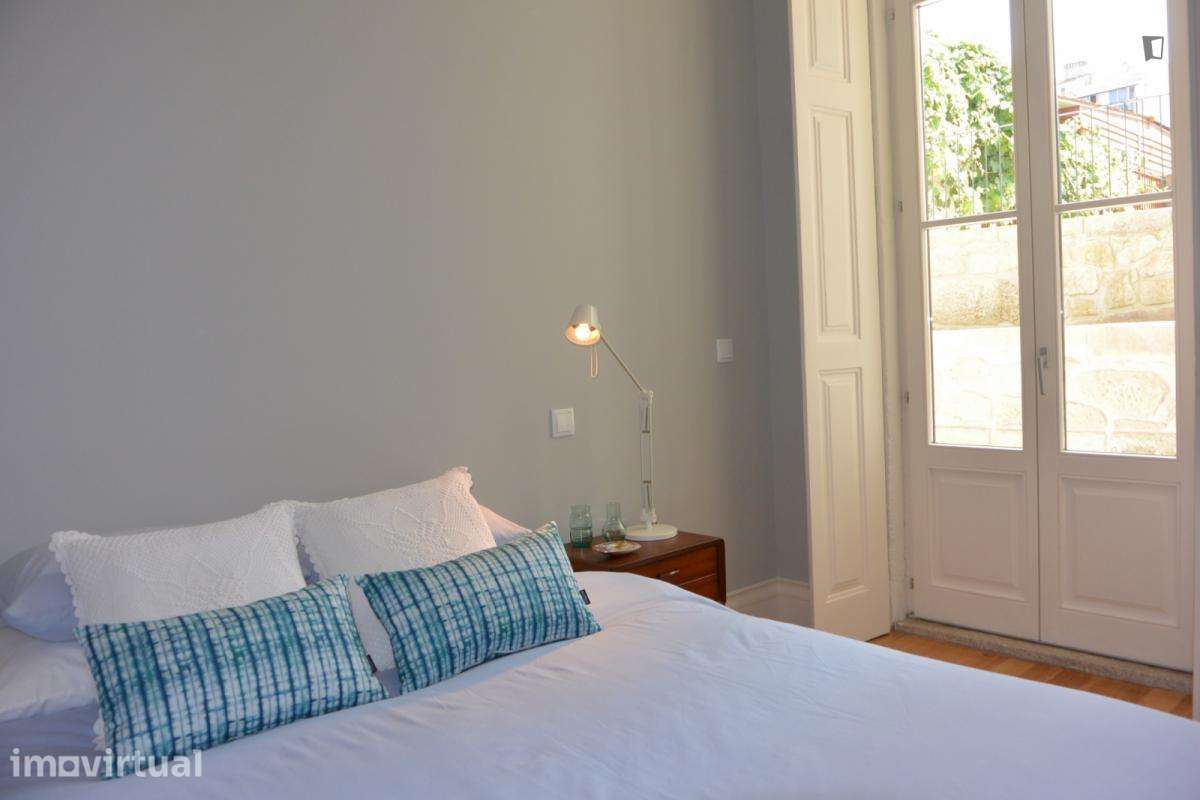 Apartamento com 2 quartos - localizado em Santo Ildefonso Porto - Grande imagem: 3/13