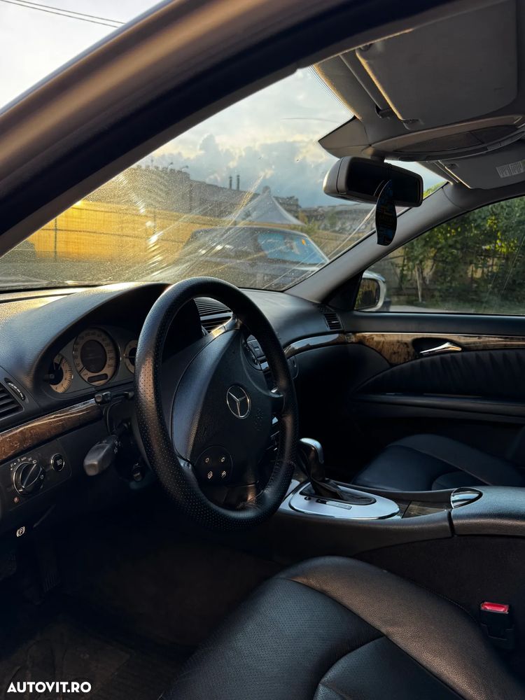 Mercedes-Benz E - 7
