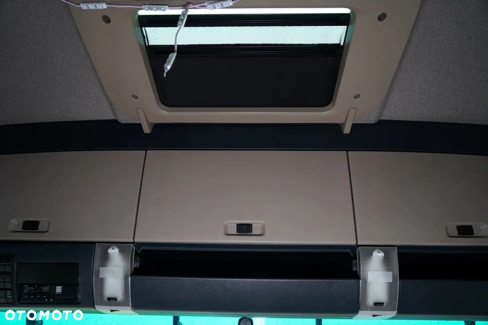 MAN TGX 18.470 / LOW DECK / MEGA / REGULOWANE SIODŁO / 2020 ROK / NA - 33