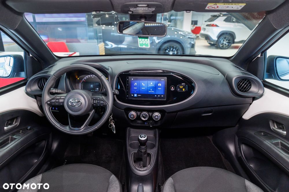 Toyota Aygo X - 6