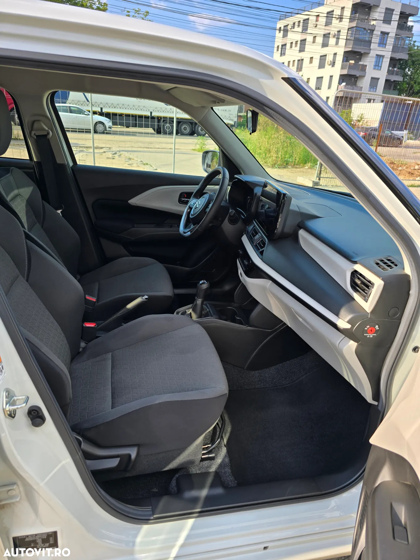 Suzuki Swift 1.2 Dualjet 12V MHEV Passion - 11
