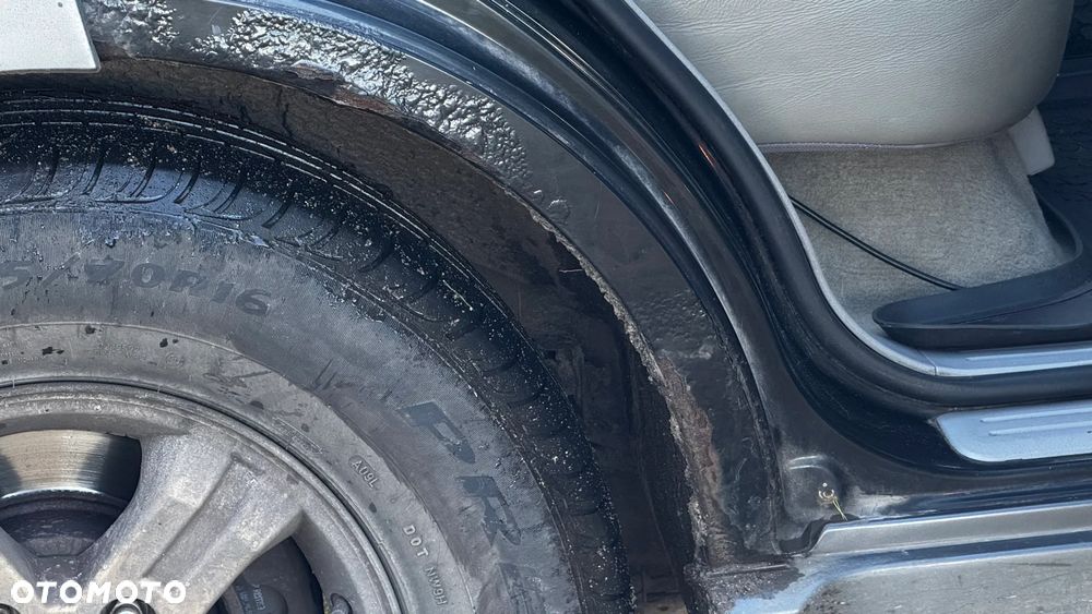 Kia Sorento 3.5 V6 - 23