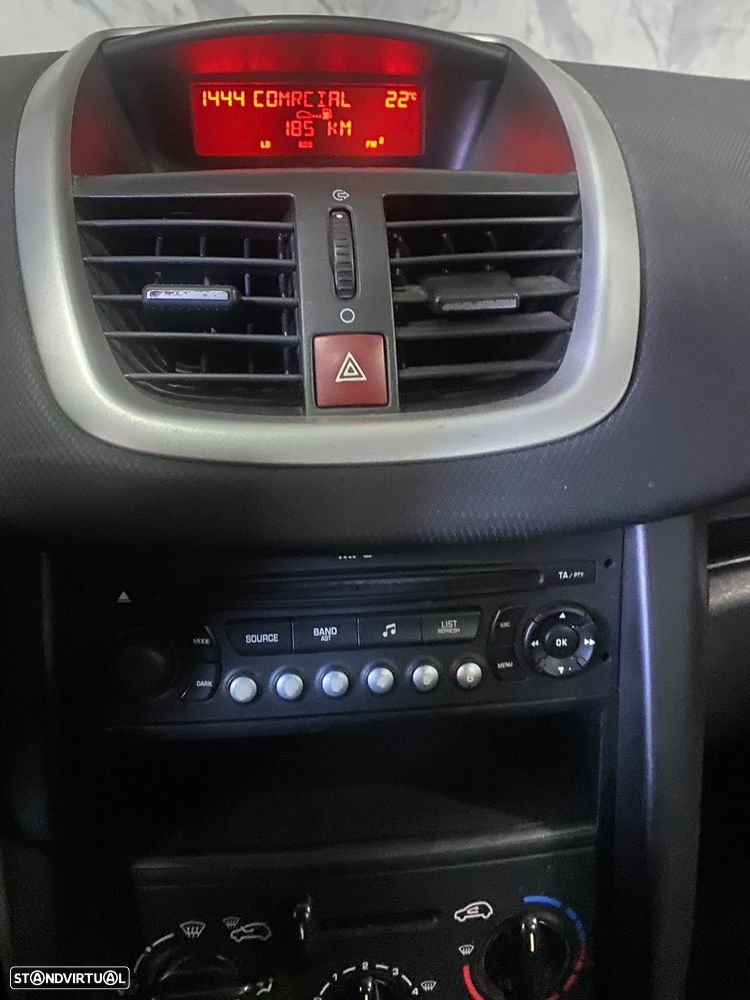 Peugeot 207 1.4 16V Open - 14