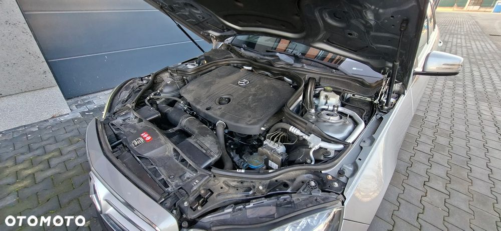 Mercedes-Benz Klasa E 200 CDI 7G-TRONIC Avantgarde - 38