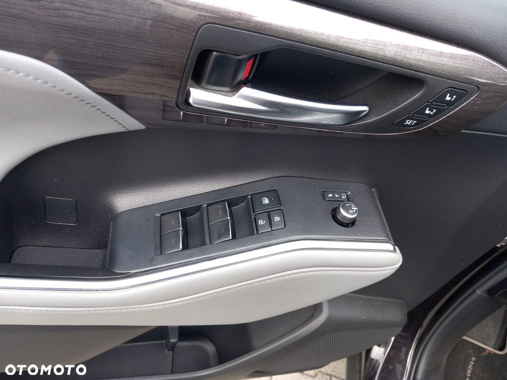 Toyota Highlander 2.5 Hybrid Executive - 15