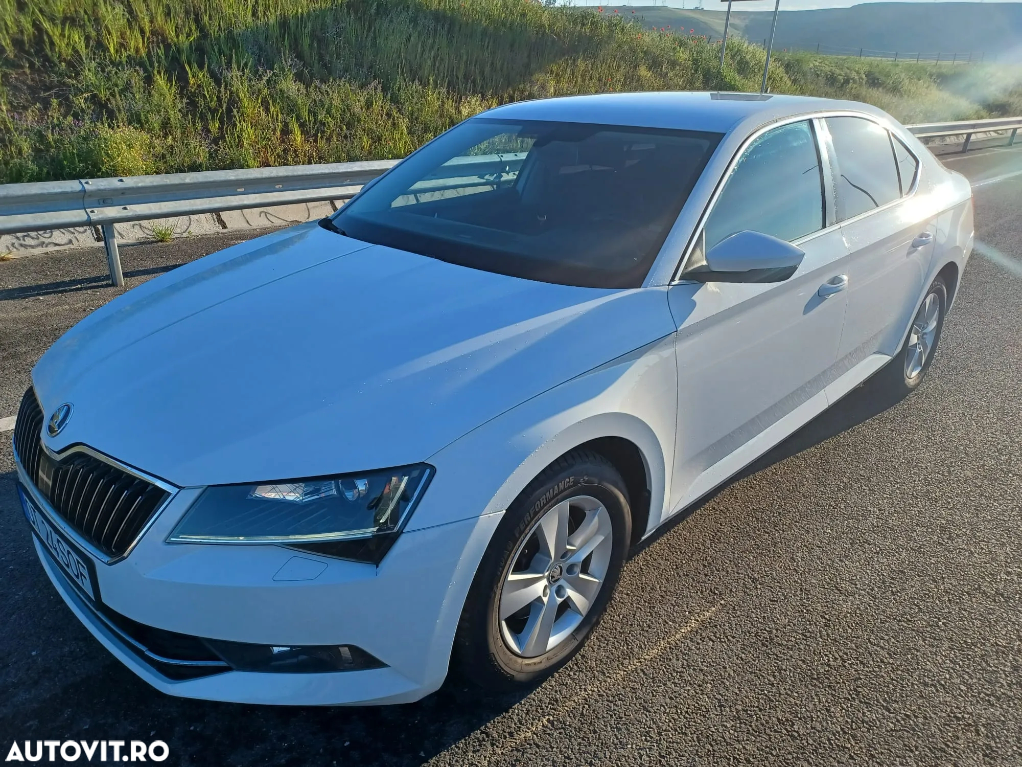 Skoda Superb 2.0 TDI Ambition - 15