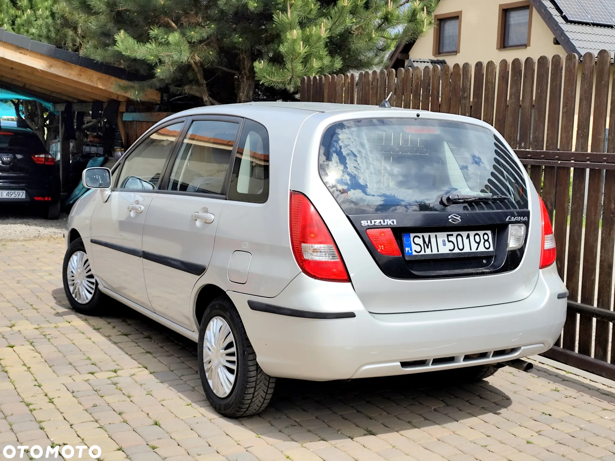 Suzuki Liana 1.6 - 16