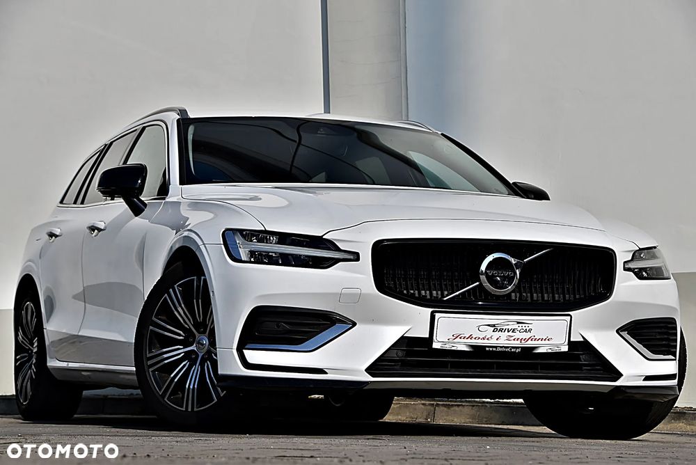 Volvo V60 T6 AWD Recharge Geartronic Inscription Expression - 1