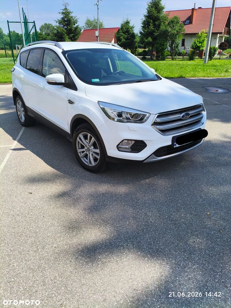 Ford Kuga - 1