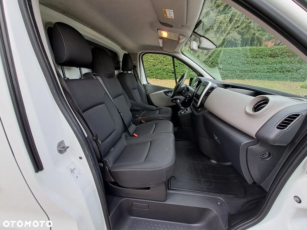Renault Trafic - 19