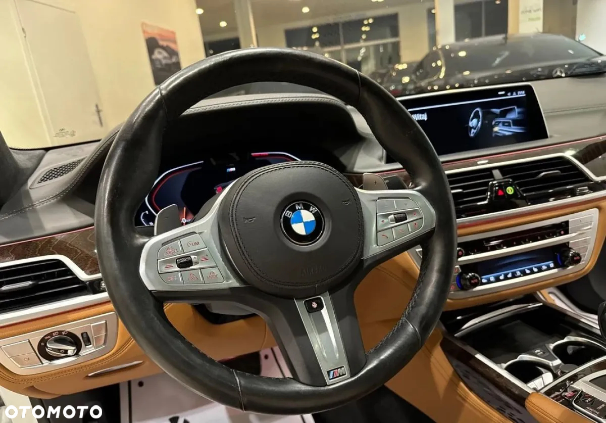 BMW Seria 7 750Li xDrive sport - 28
