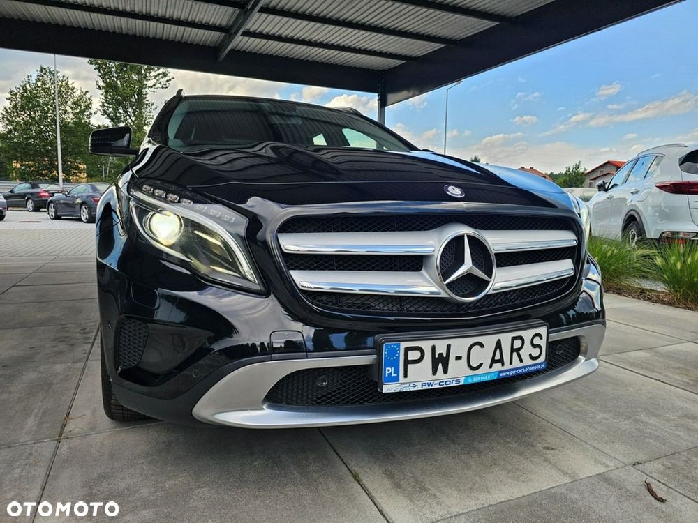 Mercedes-Benz GLA - 6