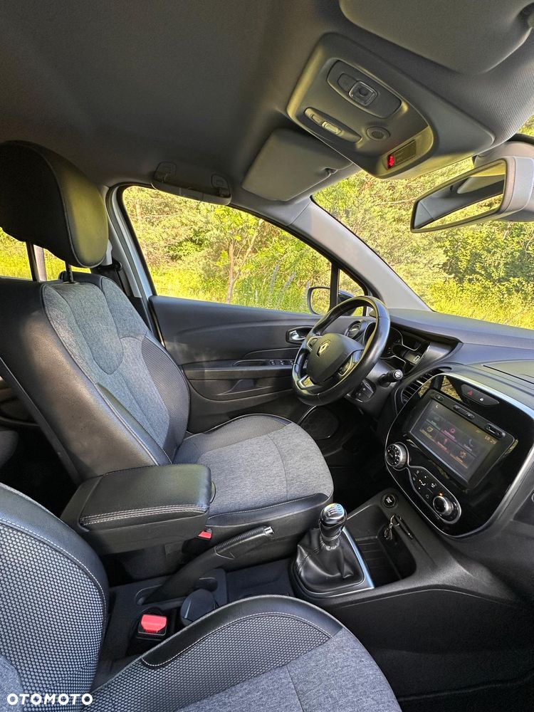 Renault Captur - 14