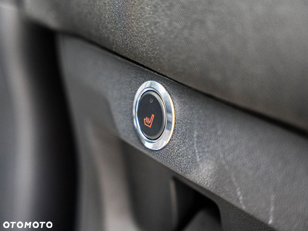 Ford Tourneo Custom - 26