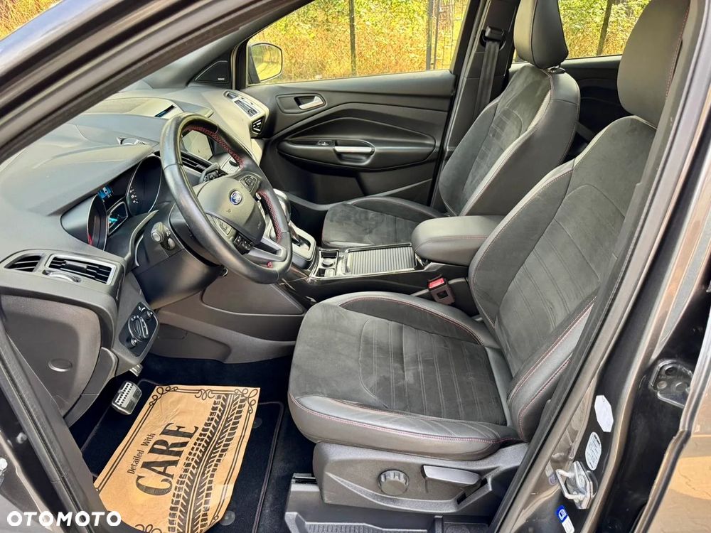 Ford Kuga 2.0 TDCi AWD ST-Line - 21
