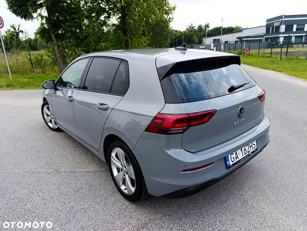 Volkswagen Golf 1.5 eTSI EVO Life DSG - 11