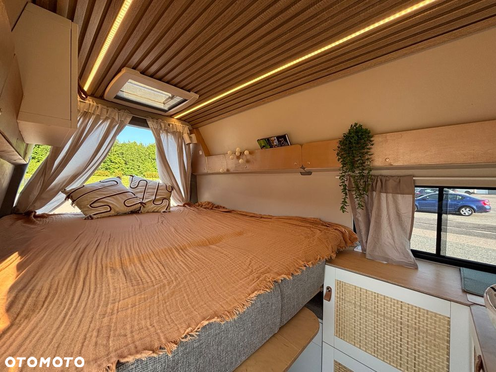 Volkswagen T5 - 13