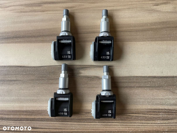 CZUJNIKI CIŚNIENIA OPON KÓŁ TPMS MERCEDES BMW A0009052102