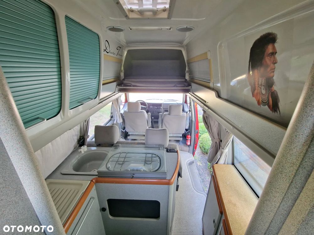Volkswagen California - 13