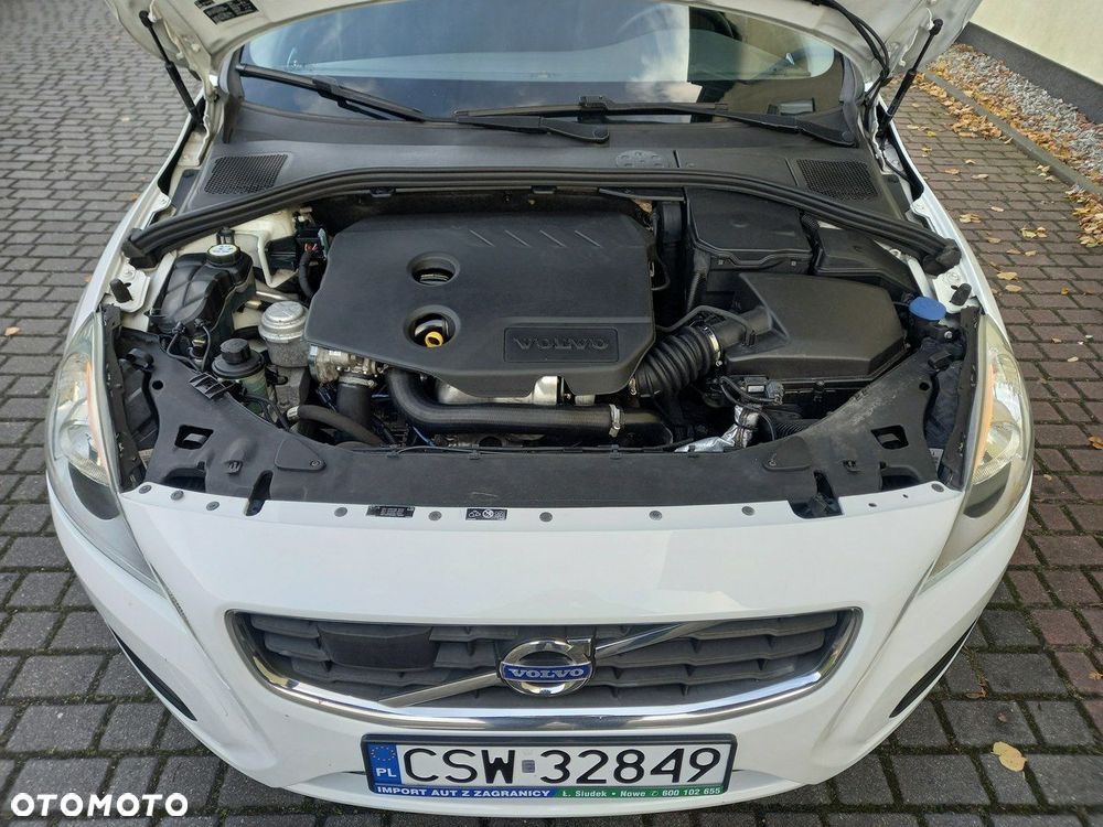 Volvo S60 D2 Momentum - 14