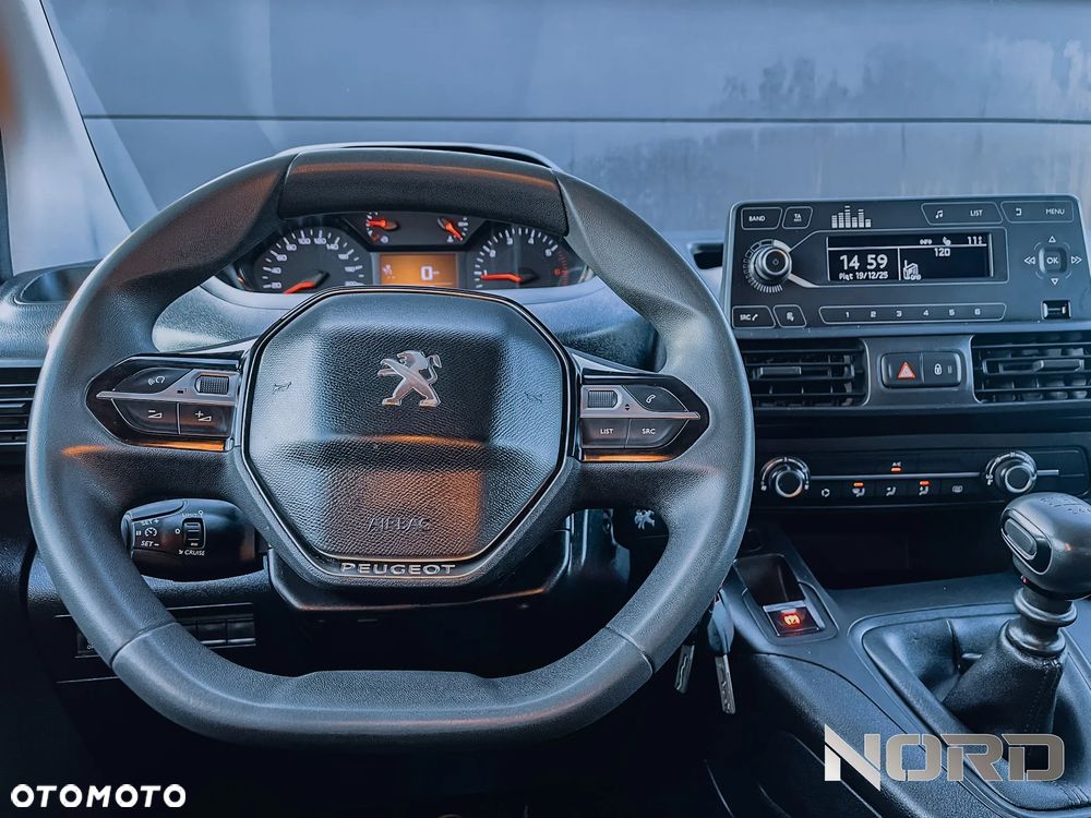 Peugeot Partner 4x4 Long Premium - 16