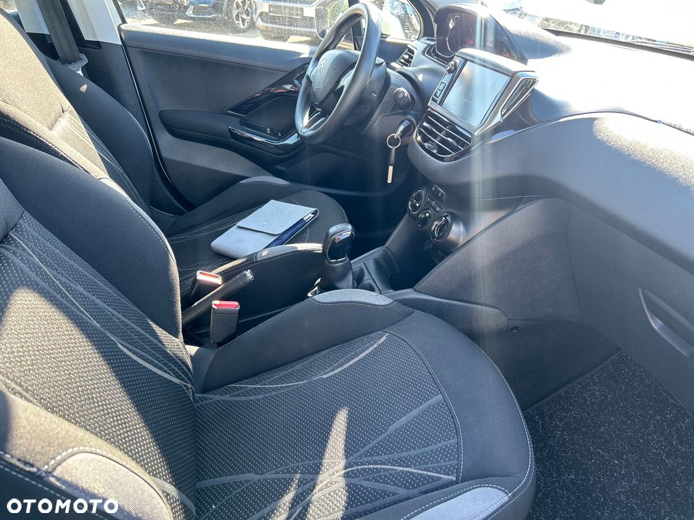 Peugeot 208 1.2 PureTech Active - 10