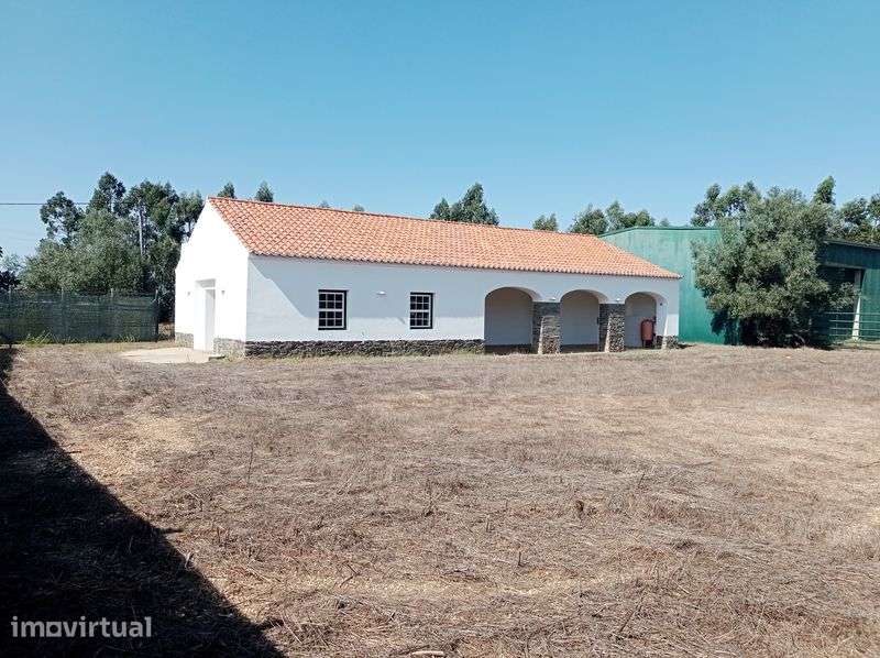 Arrendamento T2+1 garagem e espaço exterior - Grande imagem: 2/12