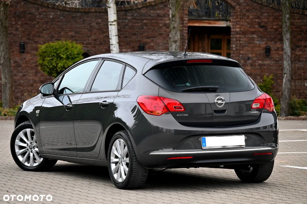 Opel Astra 1.4 T Cosmo S&S - 15
