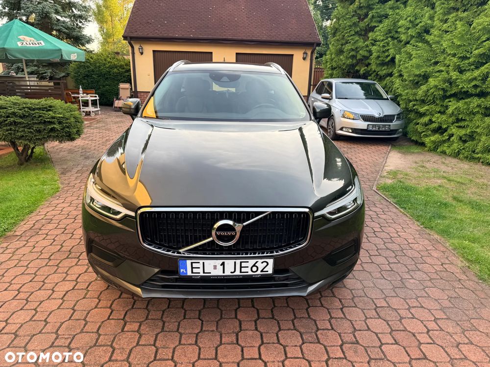 Volvo XC 60 T4 Momentum Pro - 4