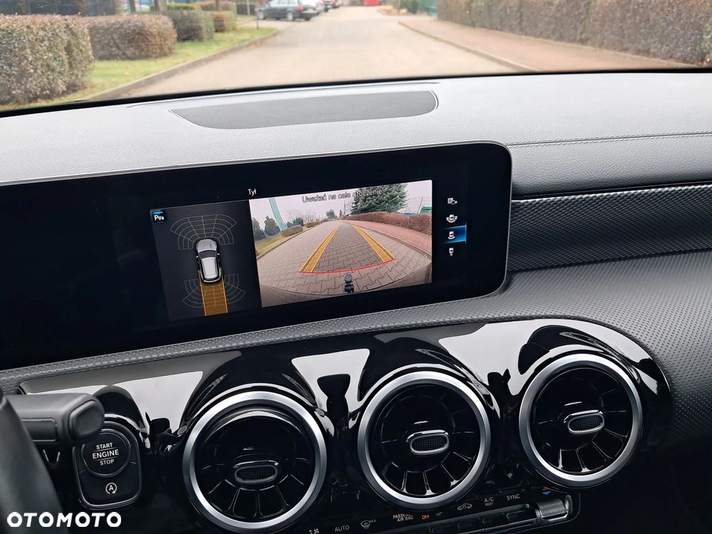 Mercedes-Benz CLA 200 d 8G-DCT Progressive Line Advanced - 19