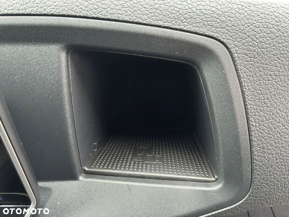 Volkswagen Crafter 35 Furgon L4H3, 2.0BiTDI 177KM, Wysoki dach, r. o. 4490mm - 32