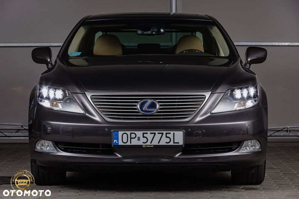 Lexus LS 600h Superior - 7