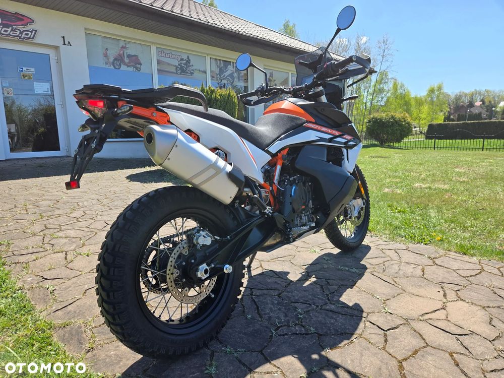 KTM Adventure - 3