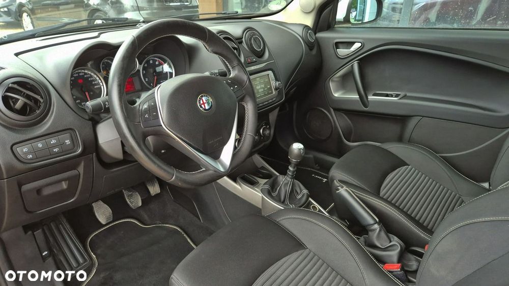 Alfa Romeo Mito - 12