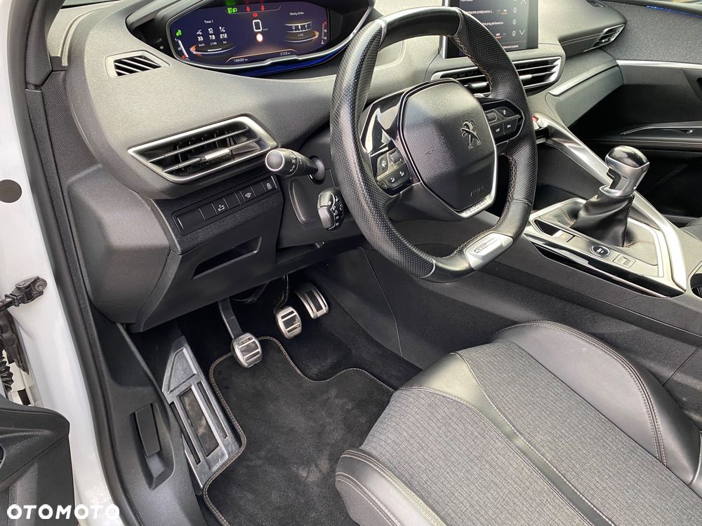 Peugeot 5008 - 18