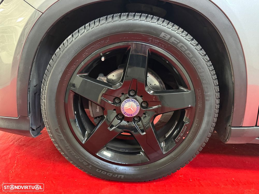 Mercedes-Benz GLA 200 d 4Matic 7G-DCT AMG Line - 11